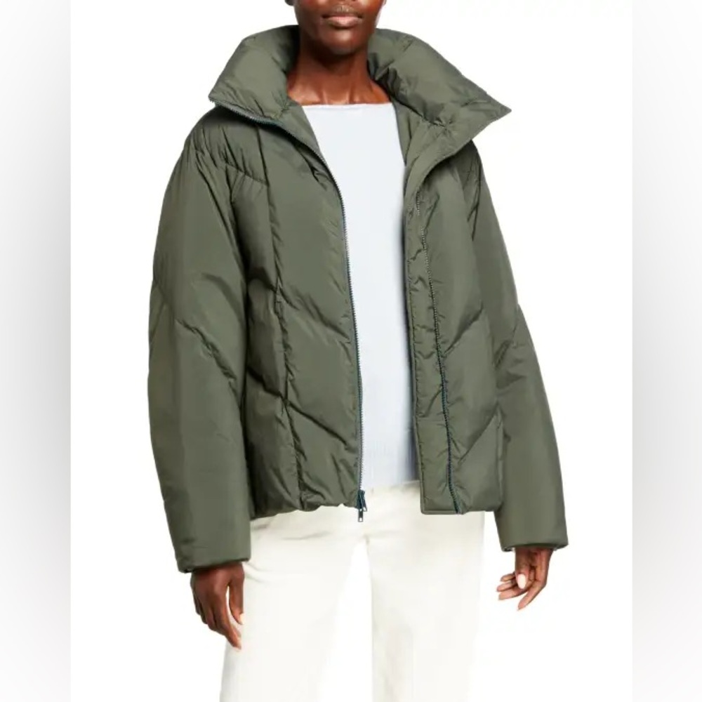 Vince Hooded Puffer Jacket in Olive Green